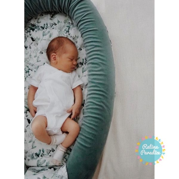 Кокон-гнездышко для новорожденных MAKASZKA Premium — Sage Green (22)